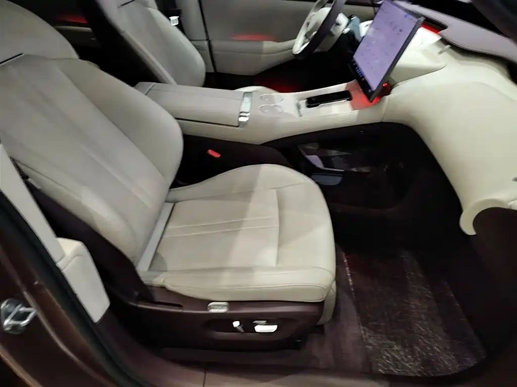 Xiaomi Auto Xiaomi YU7 2025 Ultra Long Range High Performance AWD Max Edition фото 25