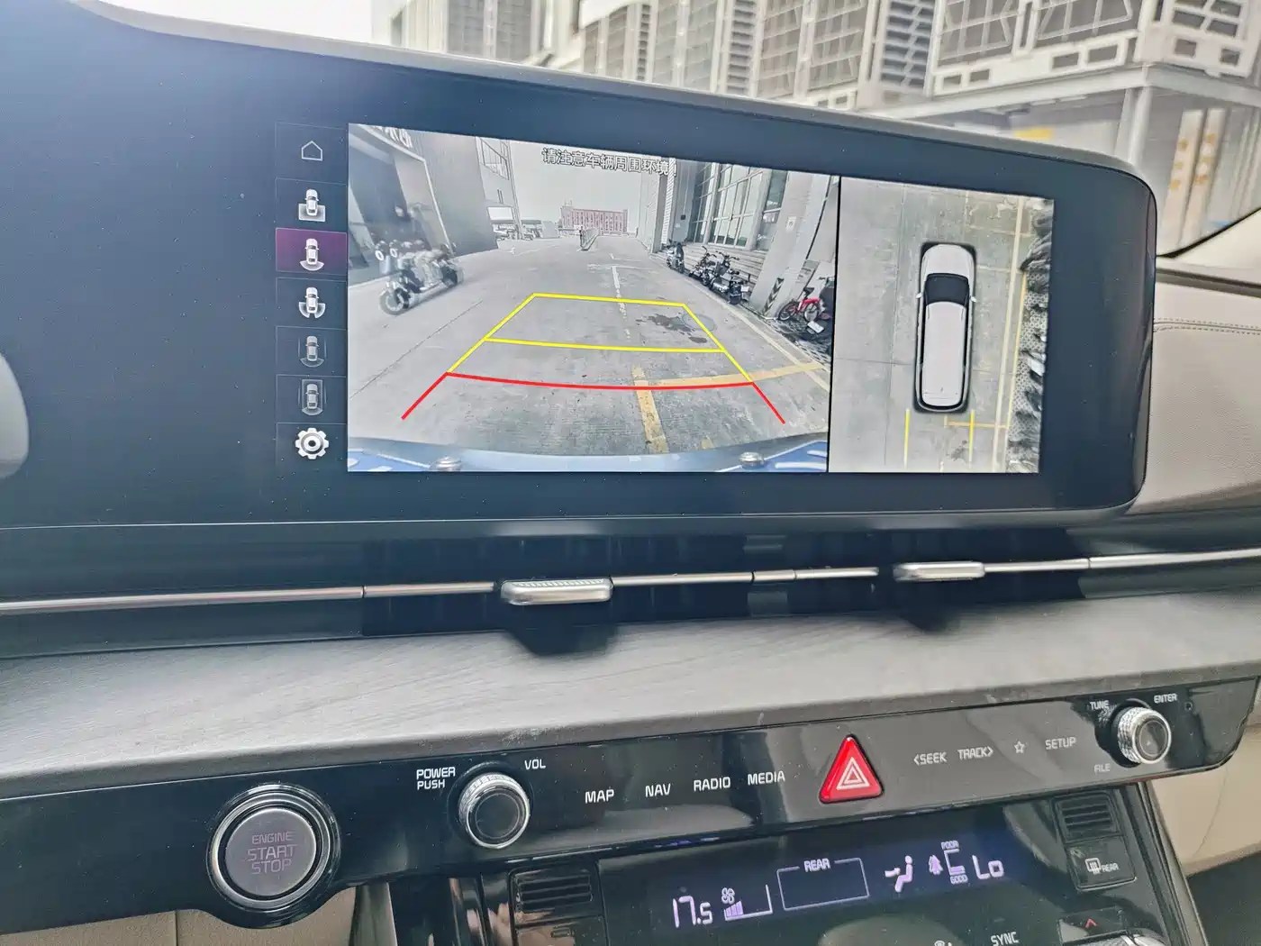 Kia Carnival 2021 2.0T Flagship Edition фото 13