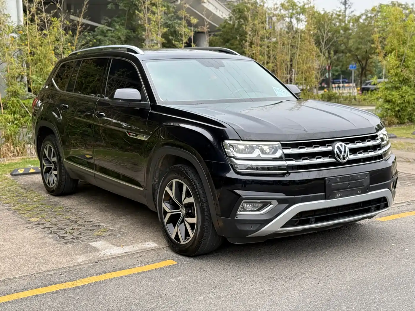 Volkswagen Teramont 2019 380TSI 4WD Luxury Edition China VI фото 3