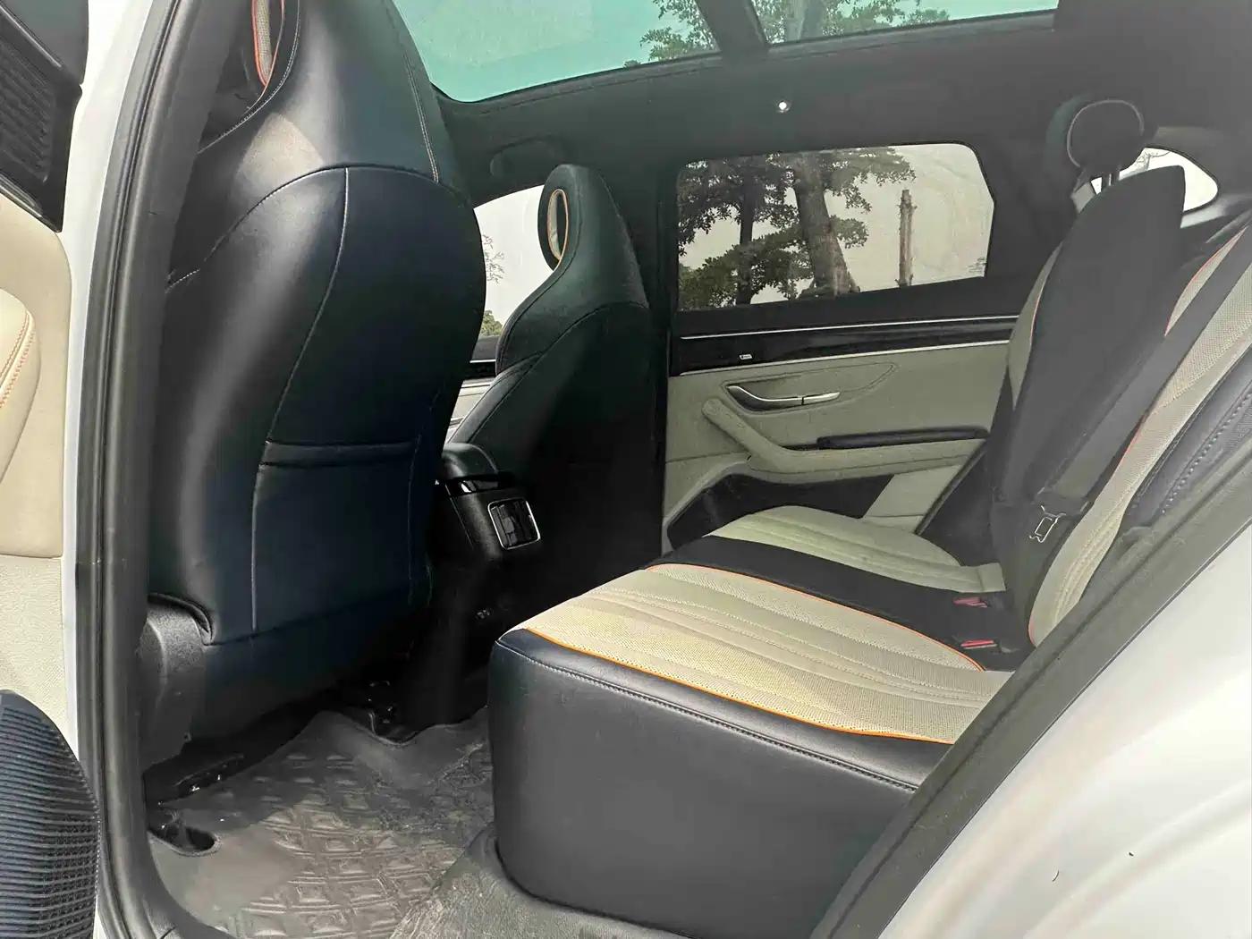 BYD Song PLUS PHEV 2021 DM-i 51KM Honor фото 6