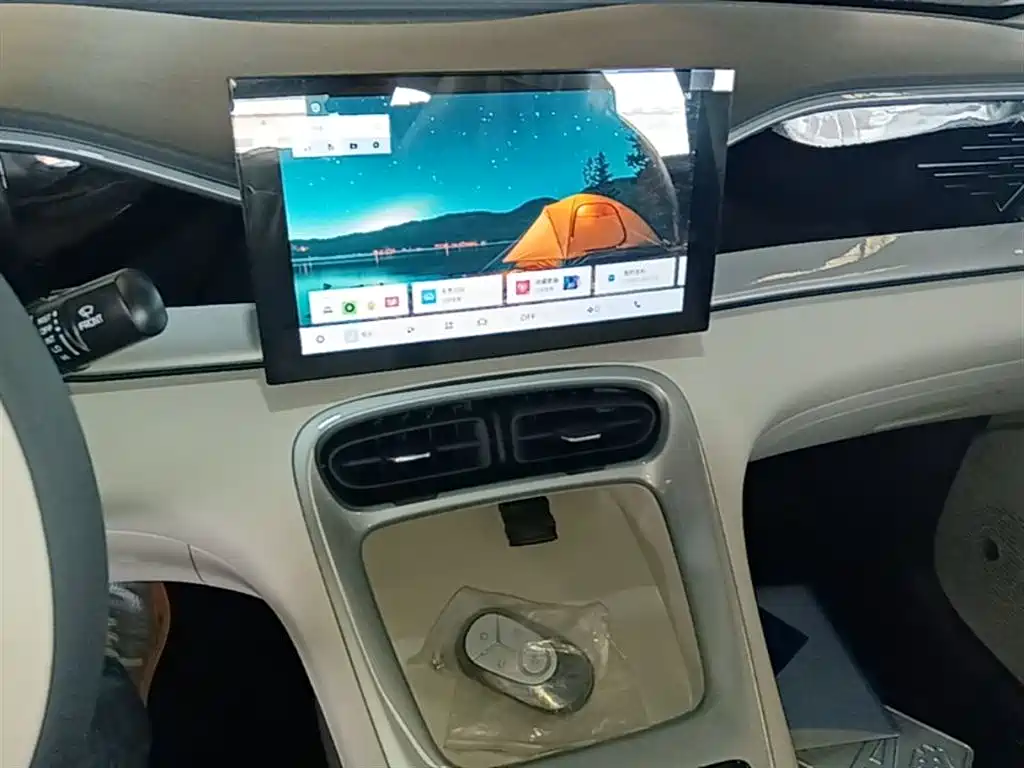 Geely Galaxy Starry Wish 2026 Edition 310km Youth Version фото 13