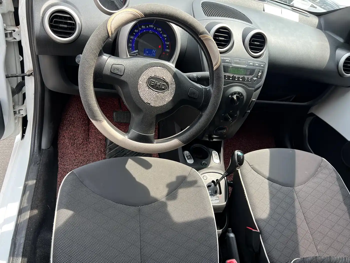 BYD F0 2015 1.0L AMT Xuan Cool Edition фото 9