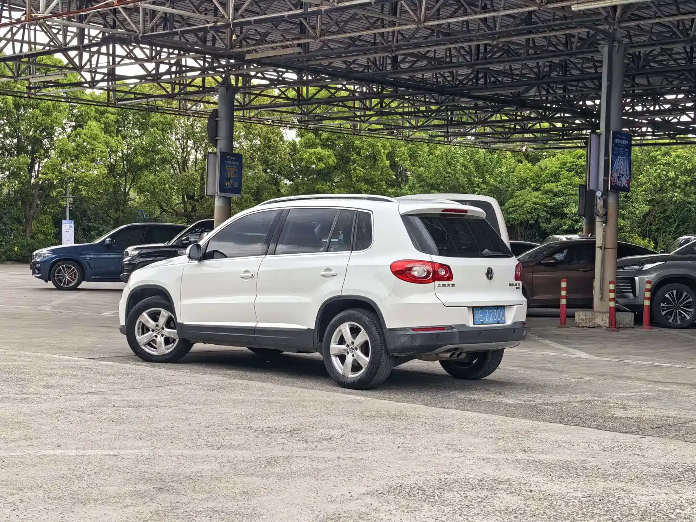 Volkswagen Tiguan 2012 1.8TSI Automatic 4WD Elite Edition фото 10