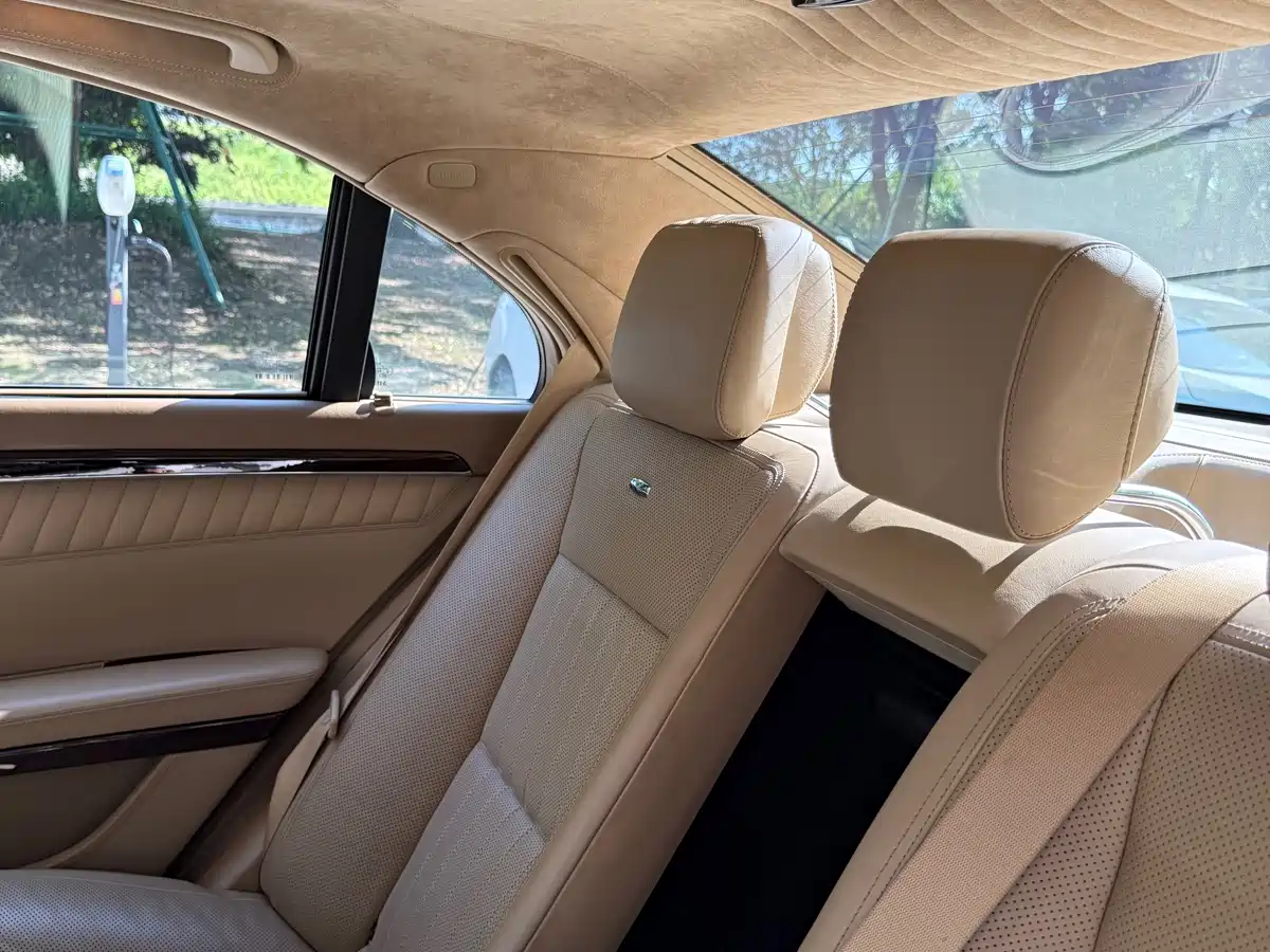 Mercedes-Benz S-Class 2012 S 600 L Grand Edition фото 15