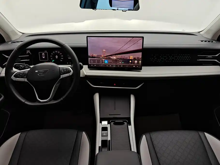 Jetta VS8 2026 2025 Smart Drive Edition