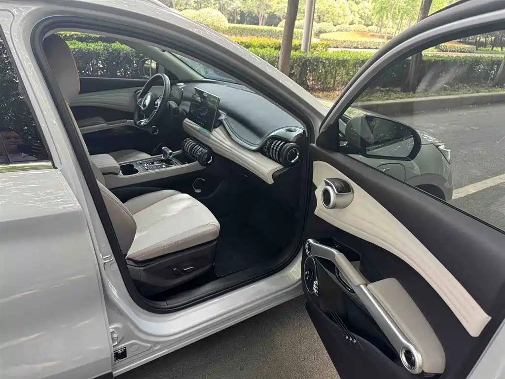 BYD Yuan PLUS 2024 Glory Edition 510KM Advanced фото 25