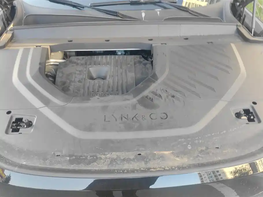Lynk & Co 900 2025 2.0T Ultra фото 10