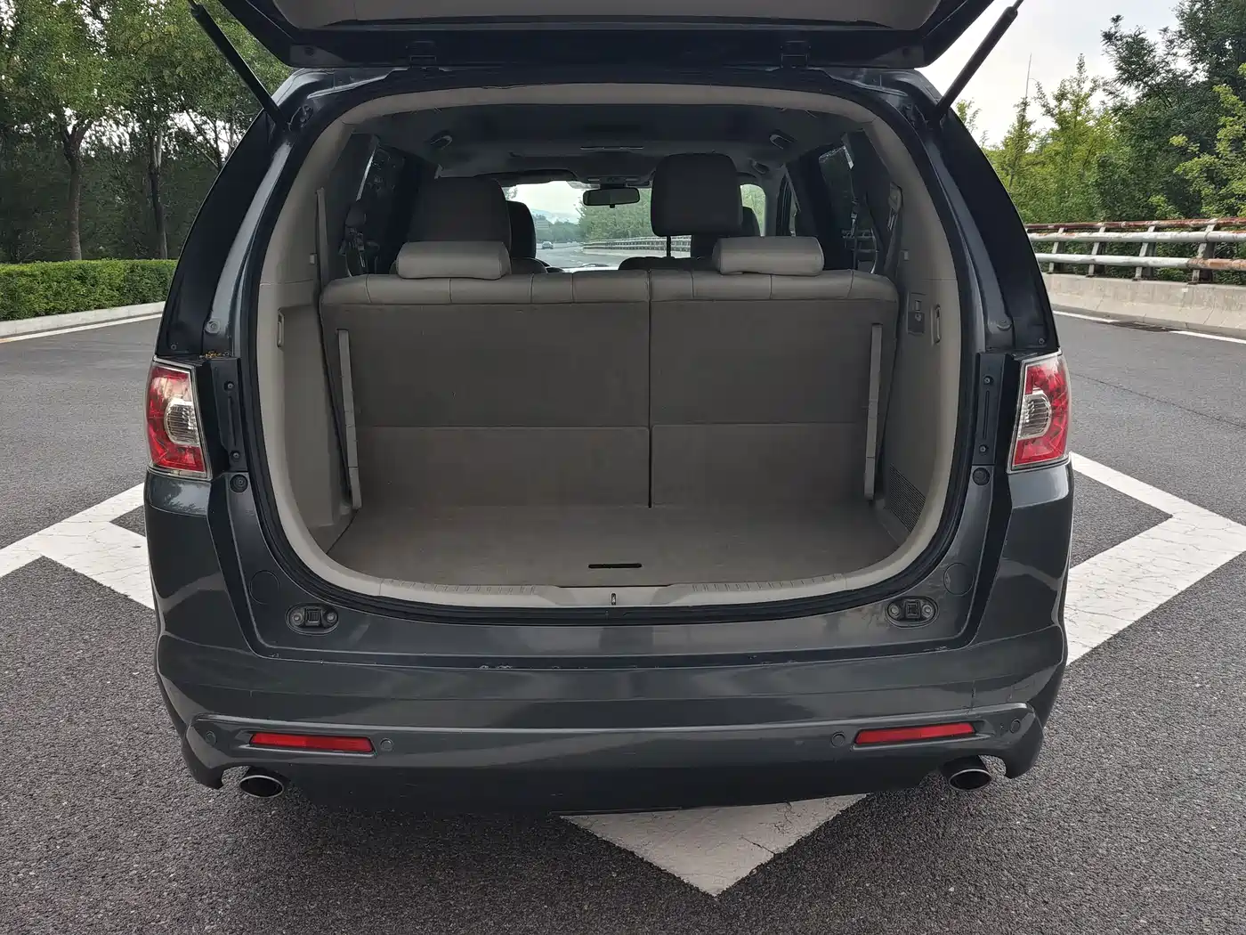 Mazda 8 2011 2011 2.3L Ultimate
