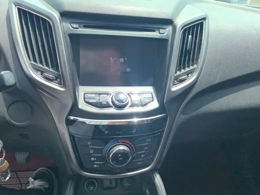 Changan CS75 2014 2014 2.0L Manual Luxury China V