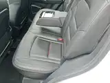 Фото 17 - Geely Atlas