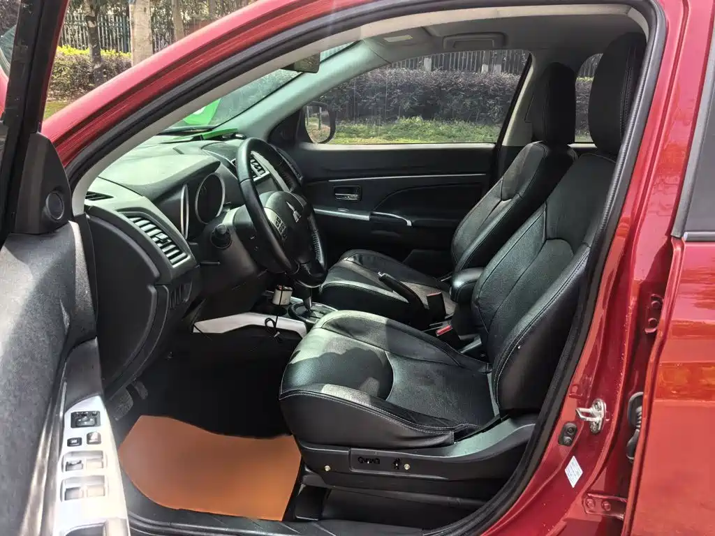 Mitsubishi ASX 2017 2016 2.0L CVT 2WD Navigation Edition