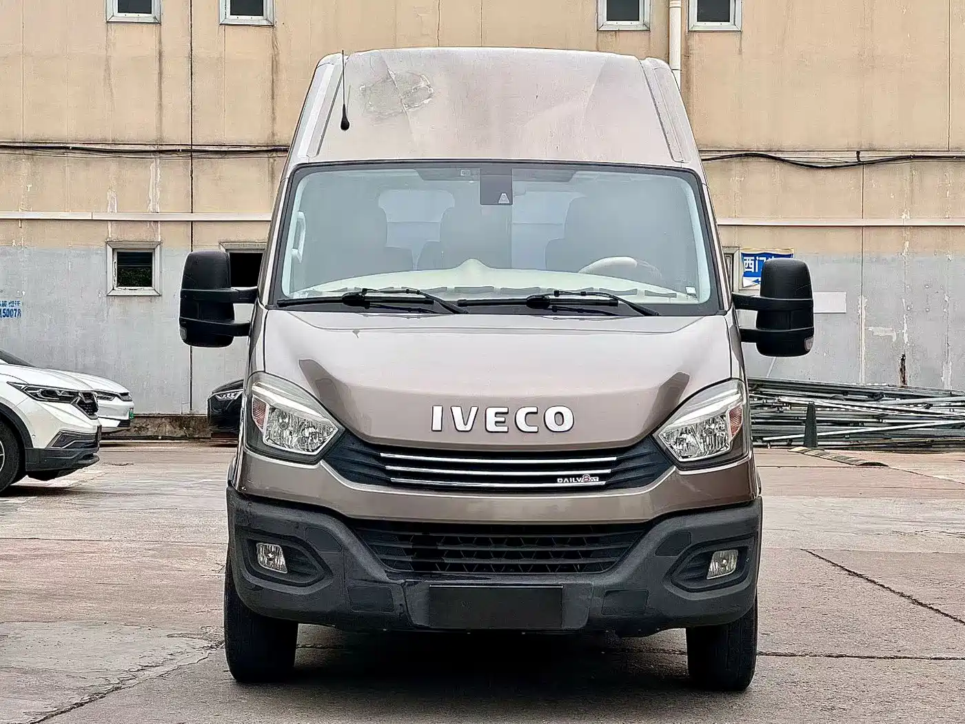 Iveco Daily 2020 2020 3.0T Automatic Chaorui Short Wheelbase High Roof F1C