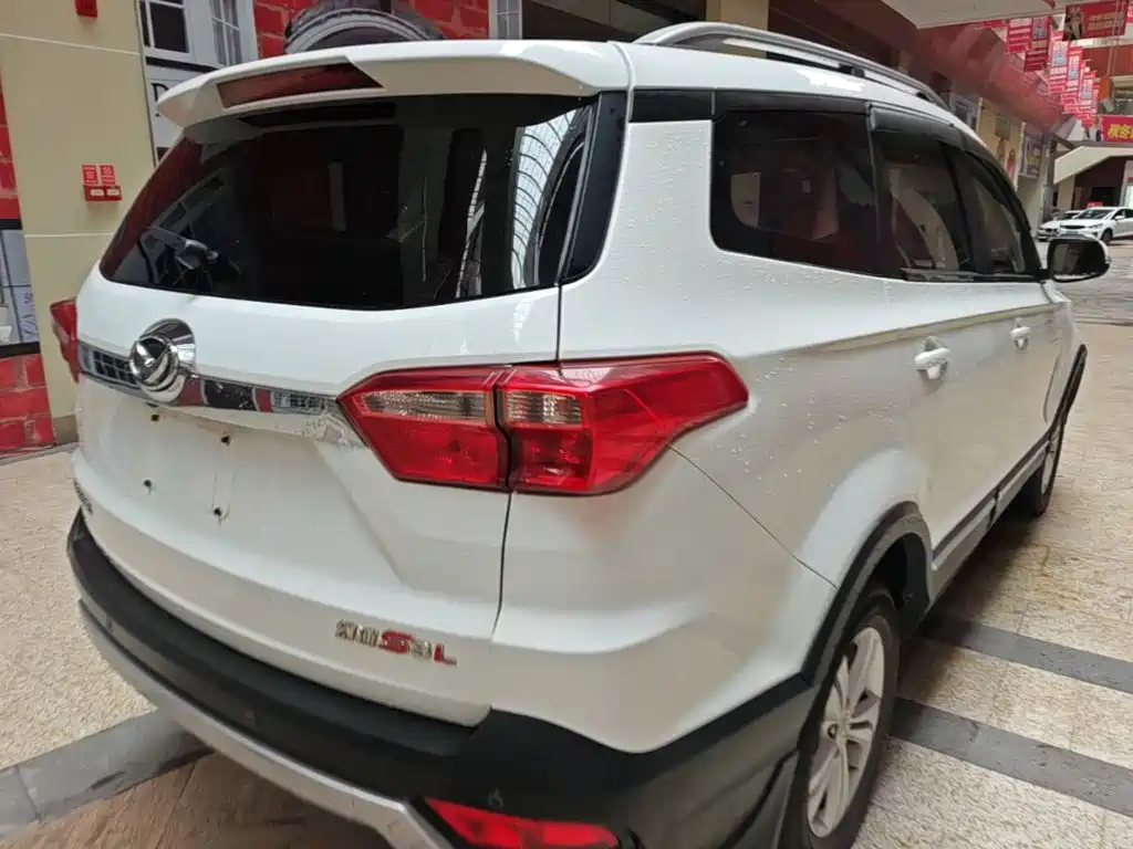BAIC Huansu S3 2018 2016 S3L 1.5L Manual Premium