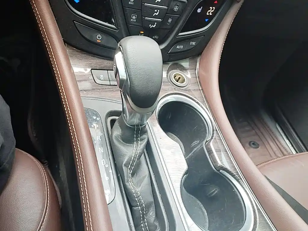 Buick Envision Plus 2016 28T 4WD Elite фото 14