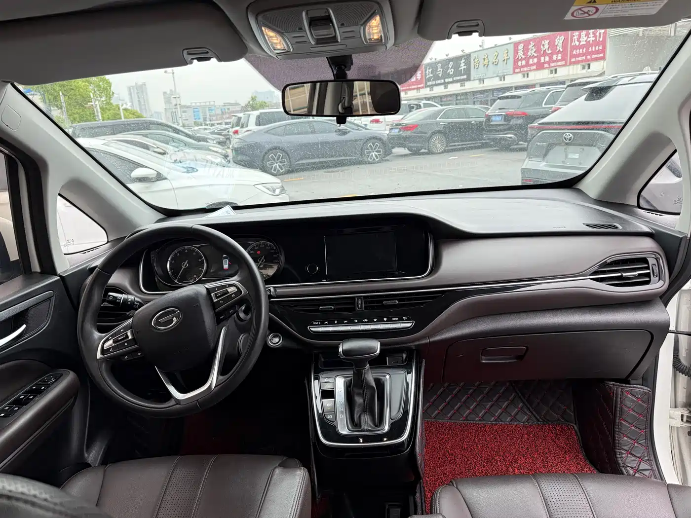 GAC Trumpchi Trumpchi M6 2019 270T Automatic Luxury (7-seater) China V фото 7