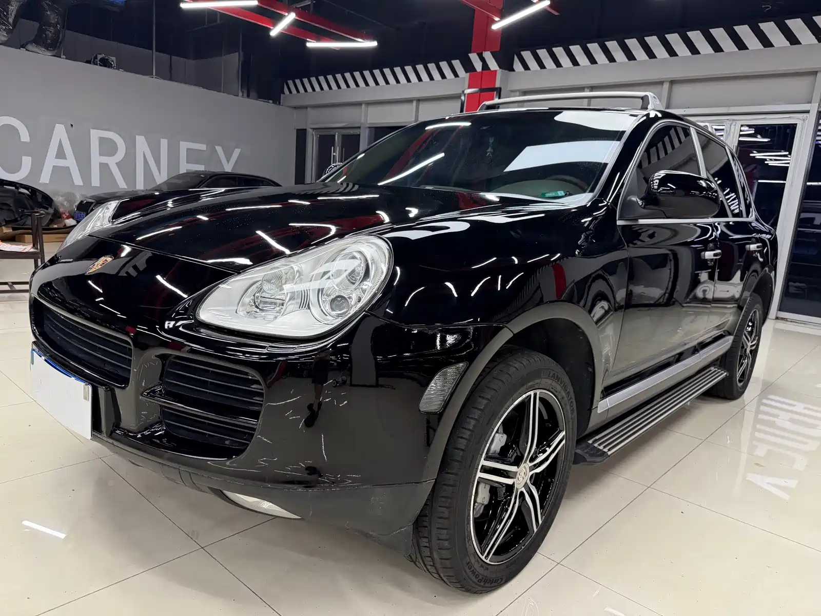 صورة 10 - Porsche Cayenne