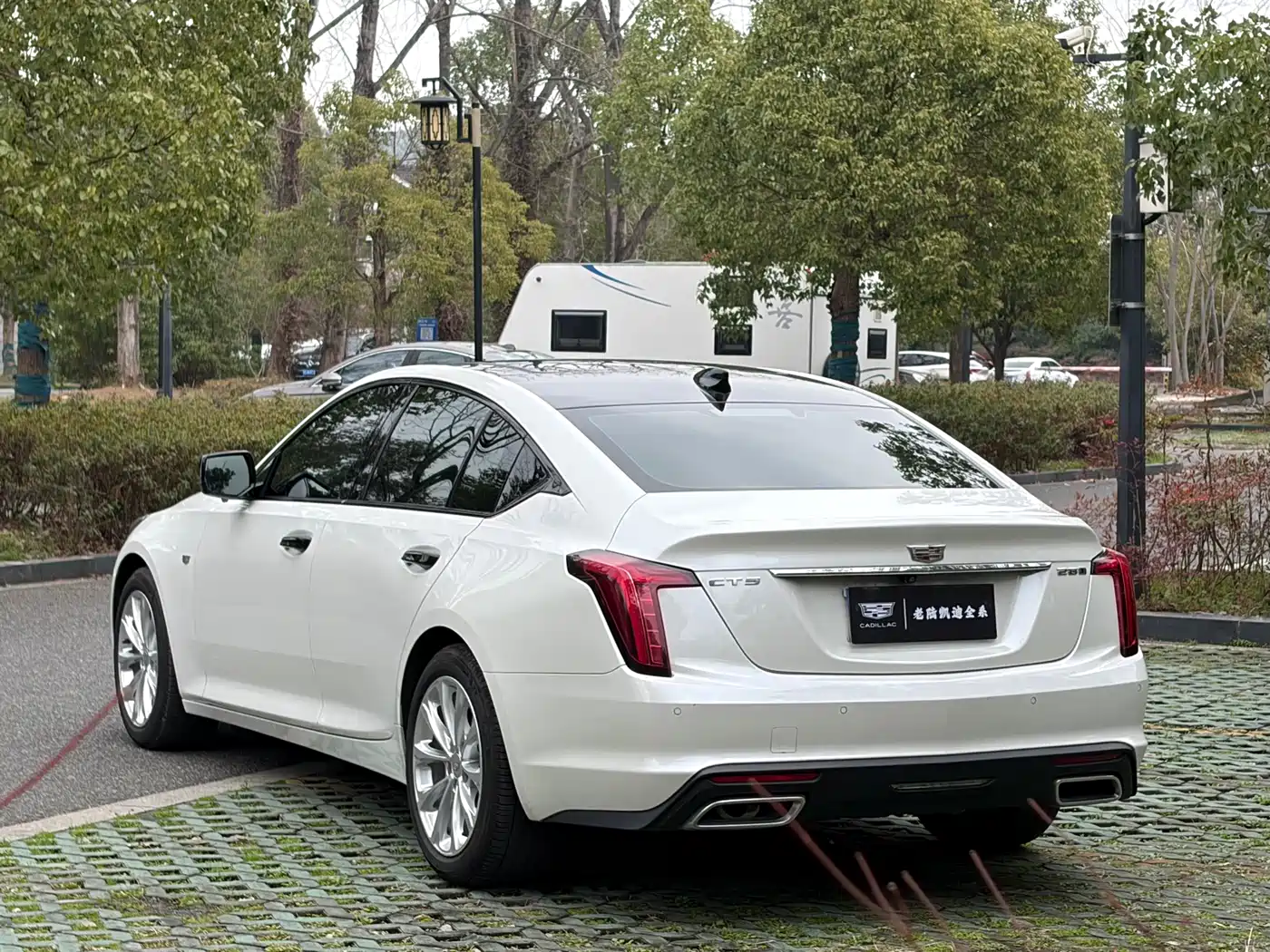 Cadillac CT5 2023 28T Luxury Style (Standard Edition) фото 8