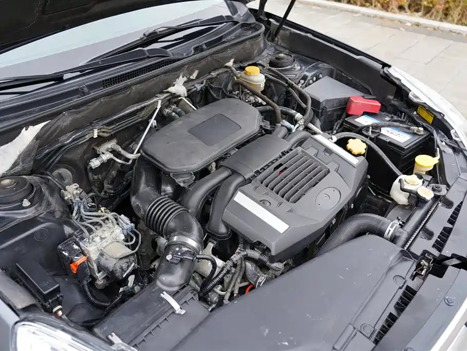 Subaru Legacy 2010 Model 2.0i Luxury фото 15