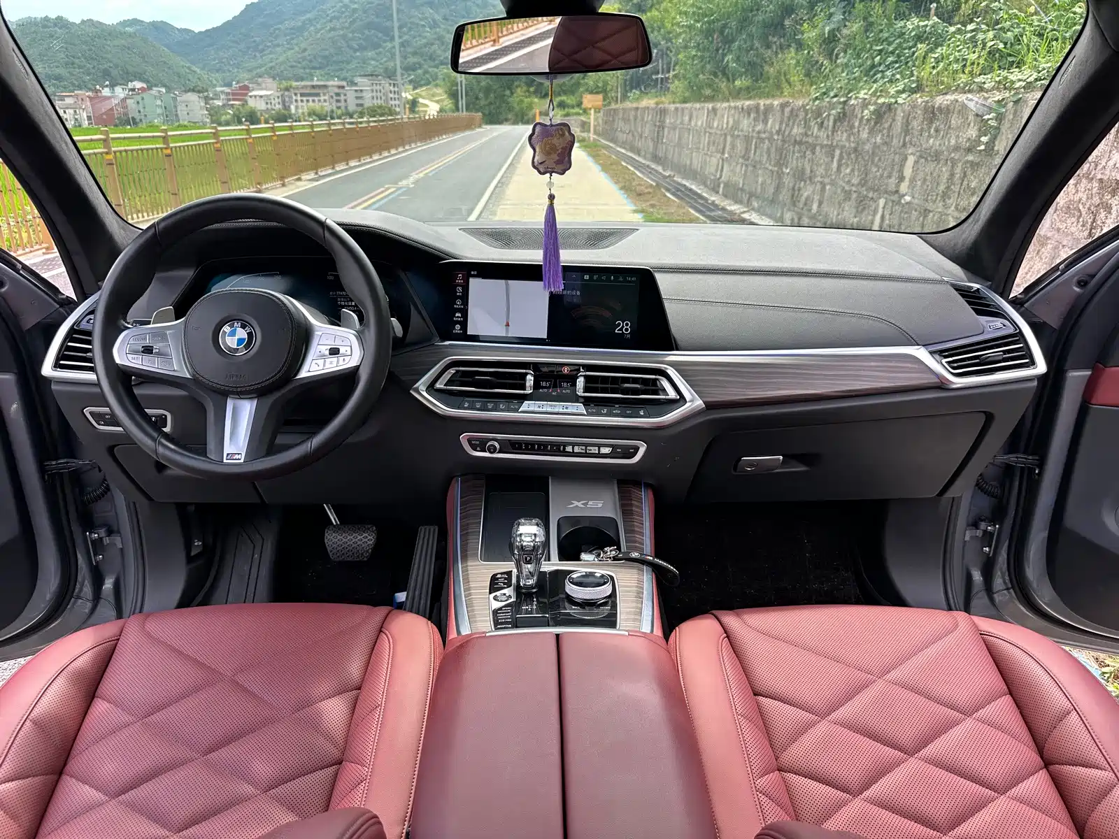 Фото 12 - BMW X5