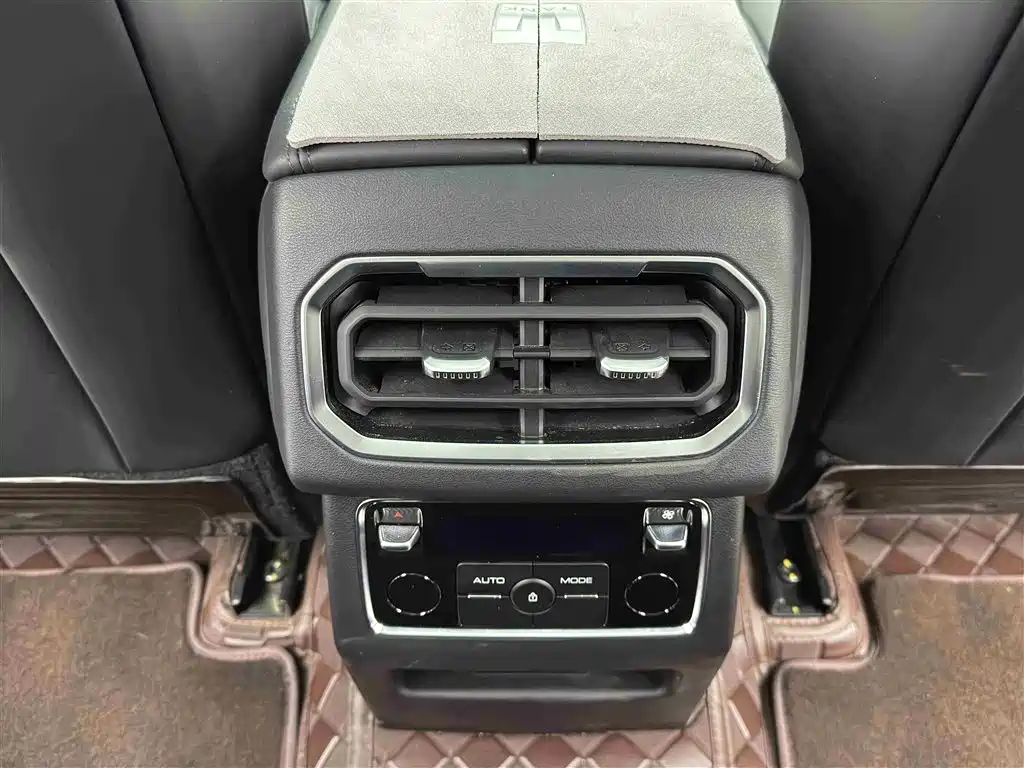 Tank 400 New Energy 2023 Hi4-T Super Edition фото 11