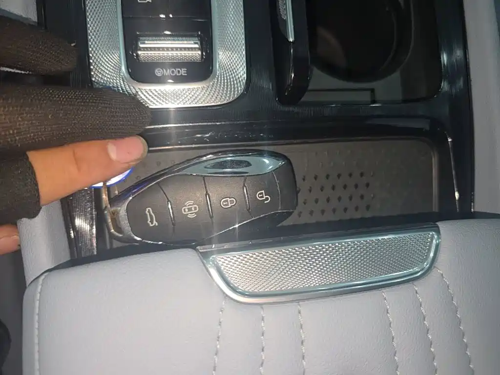 Hongqi H5 PHEV 2025 2025 170 Super Hybrid Edition