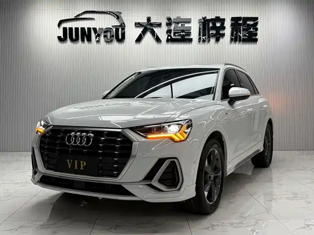 Audi Q3 35 TFSI, Стиль Драйв, 1.4T