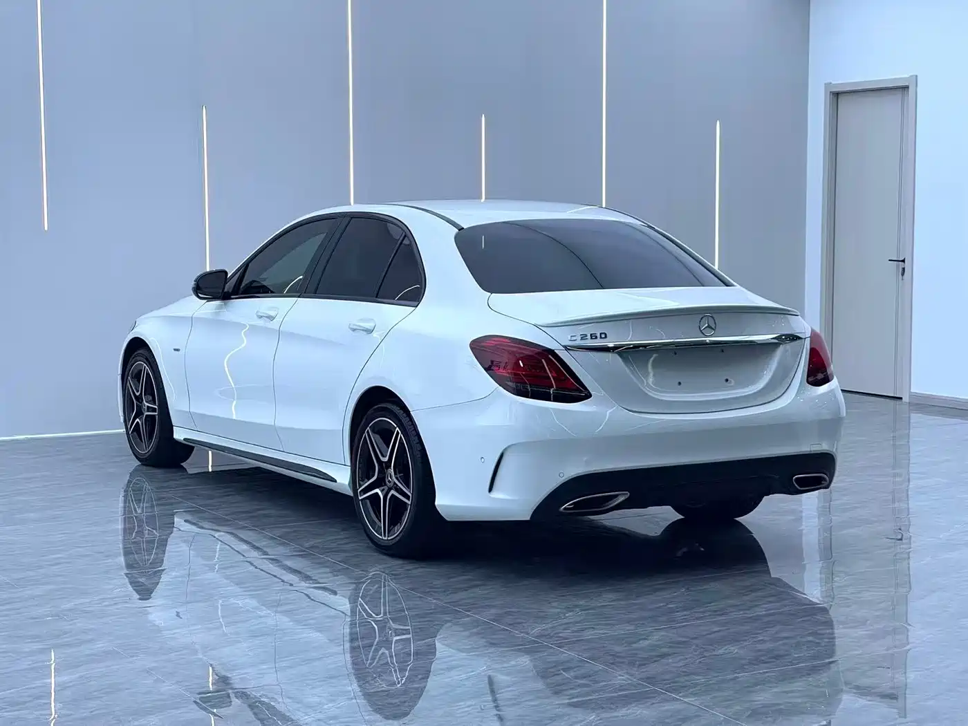 Mercedes-Benz C-Class, миниатюра 7