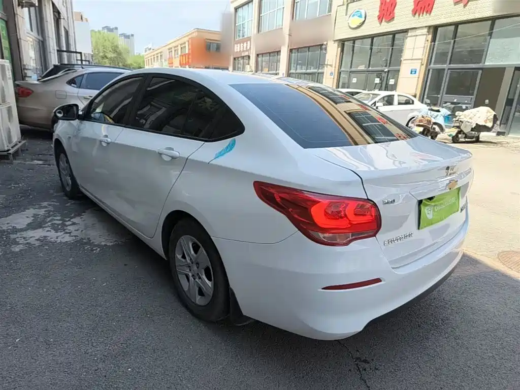 Chevrolet Cavalier 2019 320 Auto Sunroof Enjoyment Edition фото 5