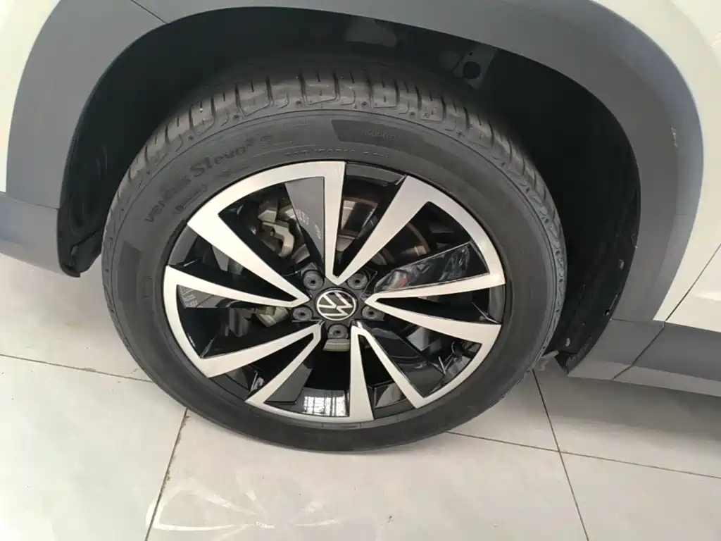 Volkswagen Tharu, миниатюра 23