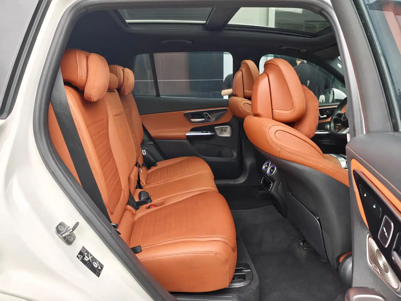 Photo 20 - Mercedes-Benz GLC