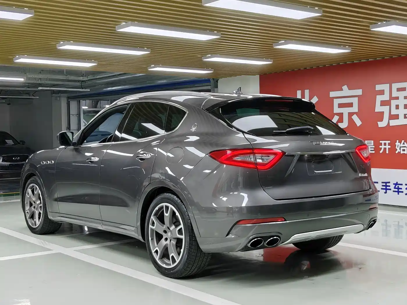 Maserati Levante 2018 3.0T Classic Edition фото 5