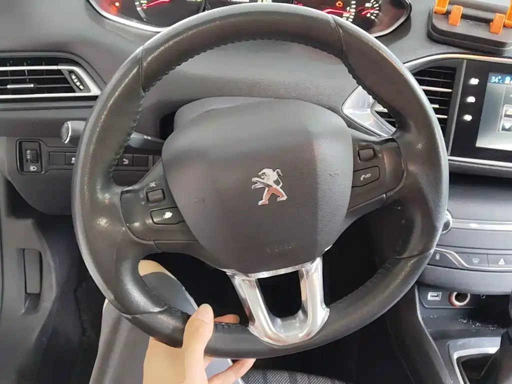 Peugeot 308S 2015 2015 1.2T Auto Dynamic Edition