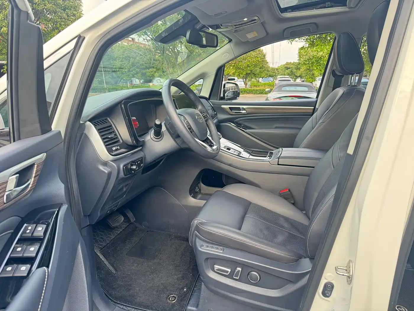 GAC Trumpchi Trumpchi M8 2021 Master Series 390T Ultimate Edition фото 13