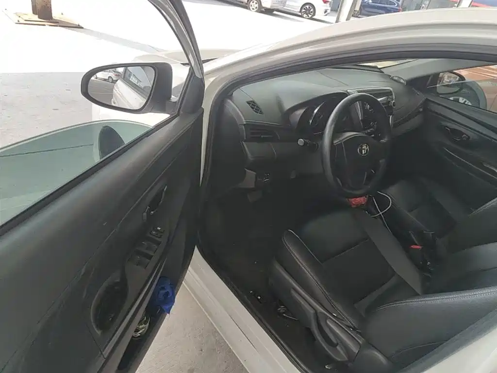 Toyota Vios 2017 1.5L CVT Pioneer фото 16