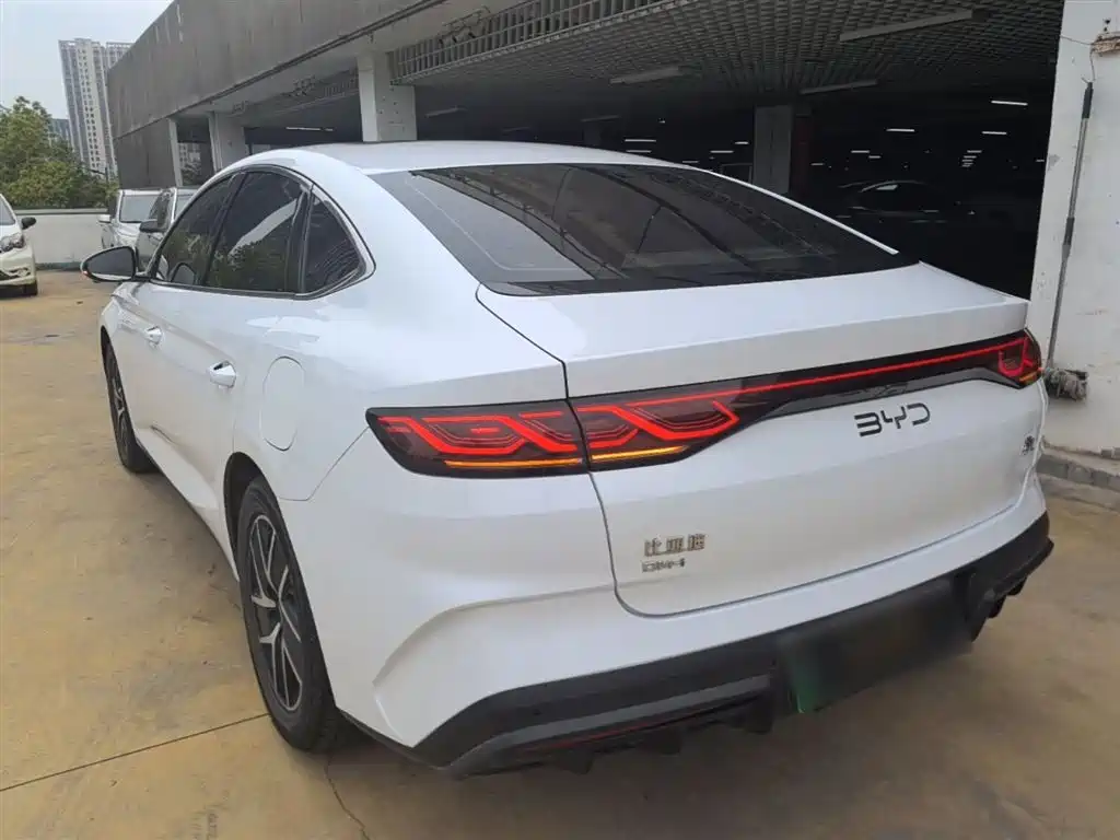 BYD Qin L 2024 DM-i 120KM Leading фото 5