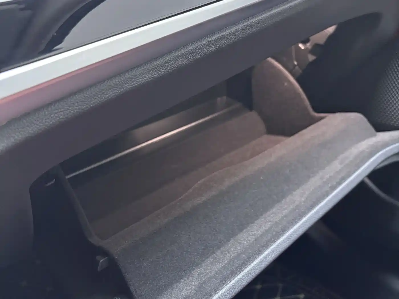 BMW 3 Series 2023 320Li M Sport Package фото 15