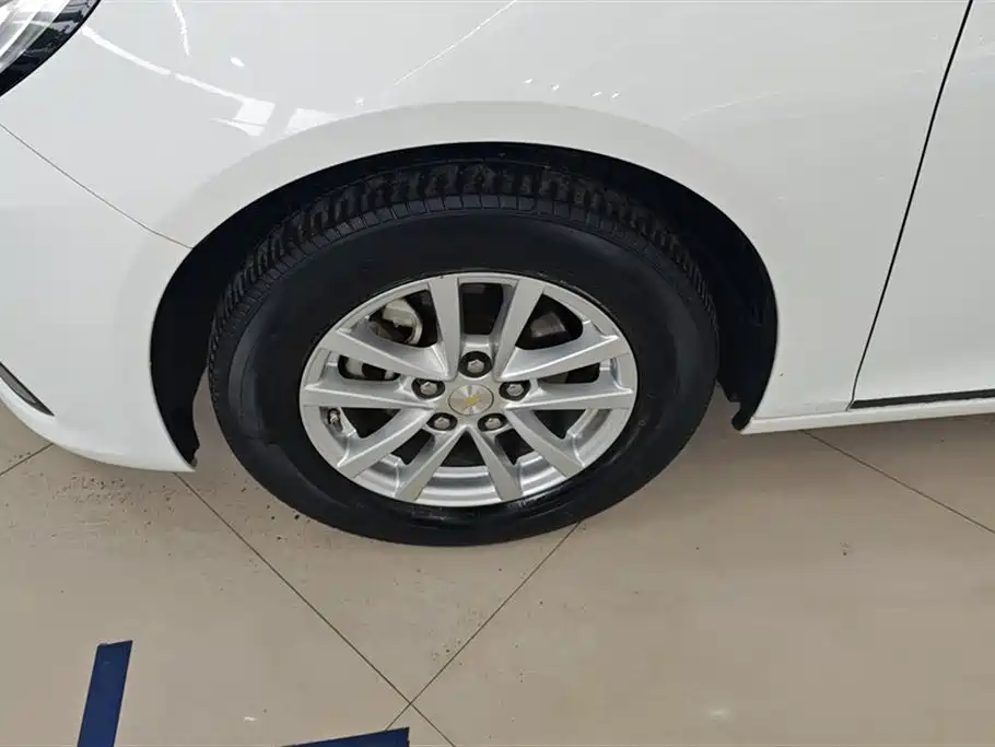 Chevrolet Malibu 2017 1.5T Automatic Comfort Edition фото 6