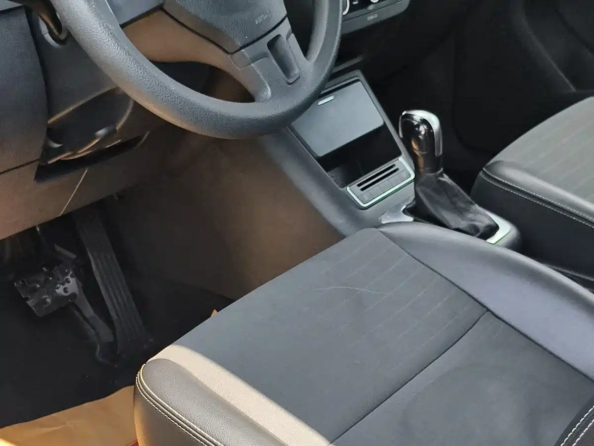 Volkswagen Tiguan 2016 Model 300TSI Automatic 2WD Trend Edition фото 9