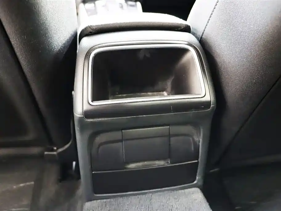 Audi A4L 2013 35 TFSI Automatic Standard фото 16