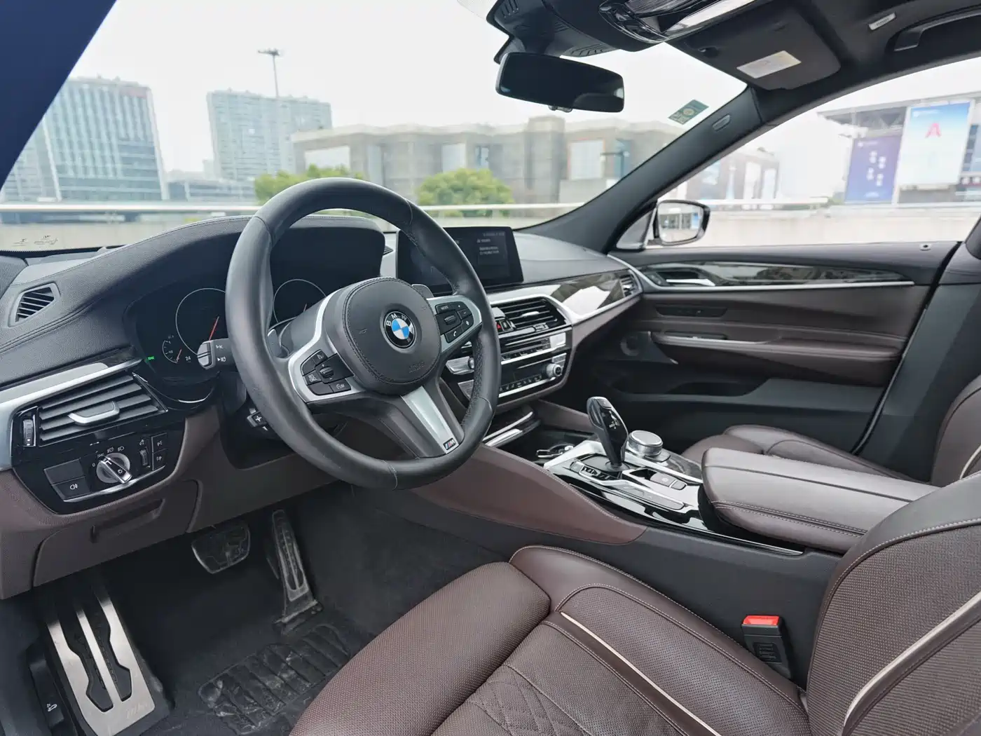 BMW 6 Series GT 2019 630i M Sport Grand Tourer Edition фото 6
