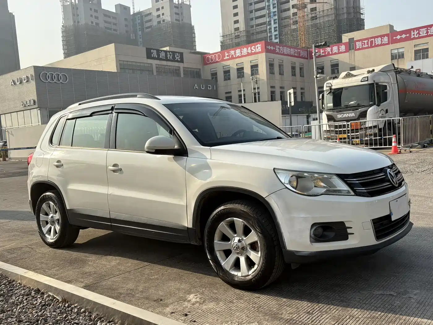 Volkswagen Tiguan 2012 1.8TSI Automatic 2WD Trend Edition фото 3