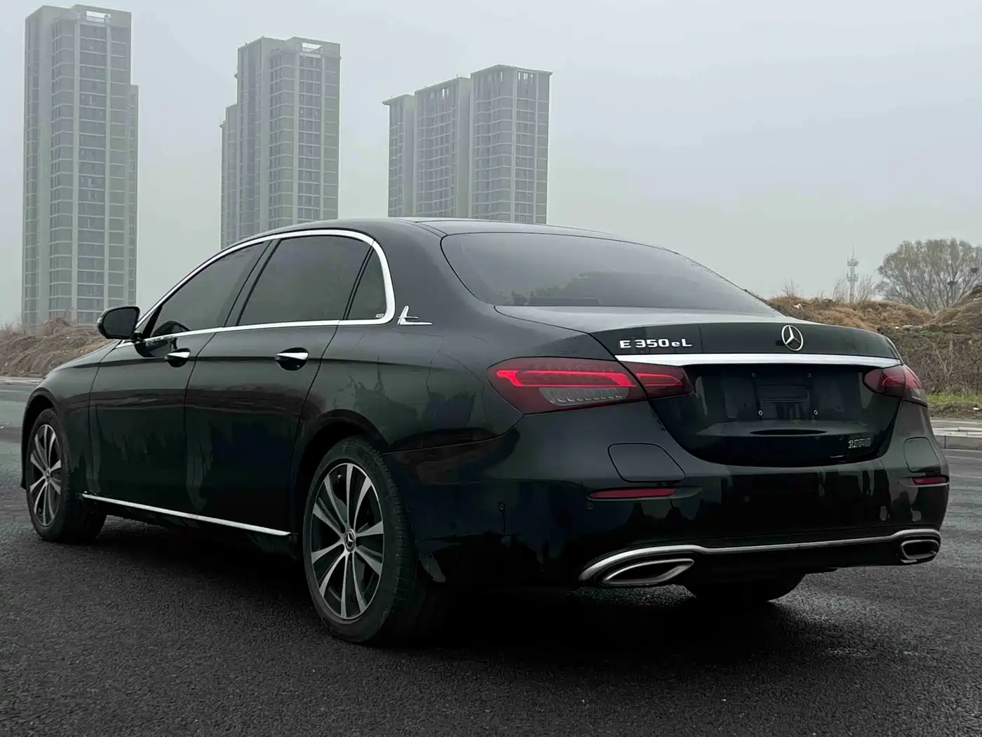 Mercedes-Benz E-Class New Energy 2022 E 350 e L Plug-in Hybrid Sedan фото 7