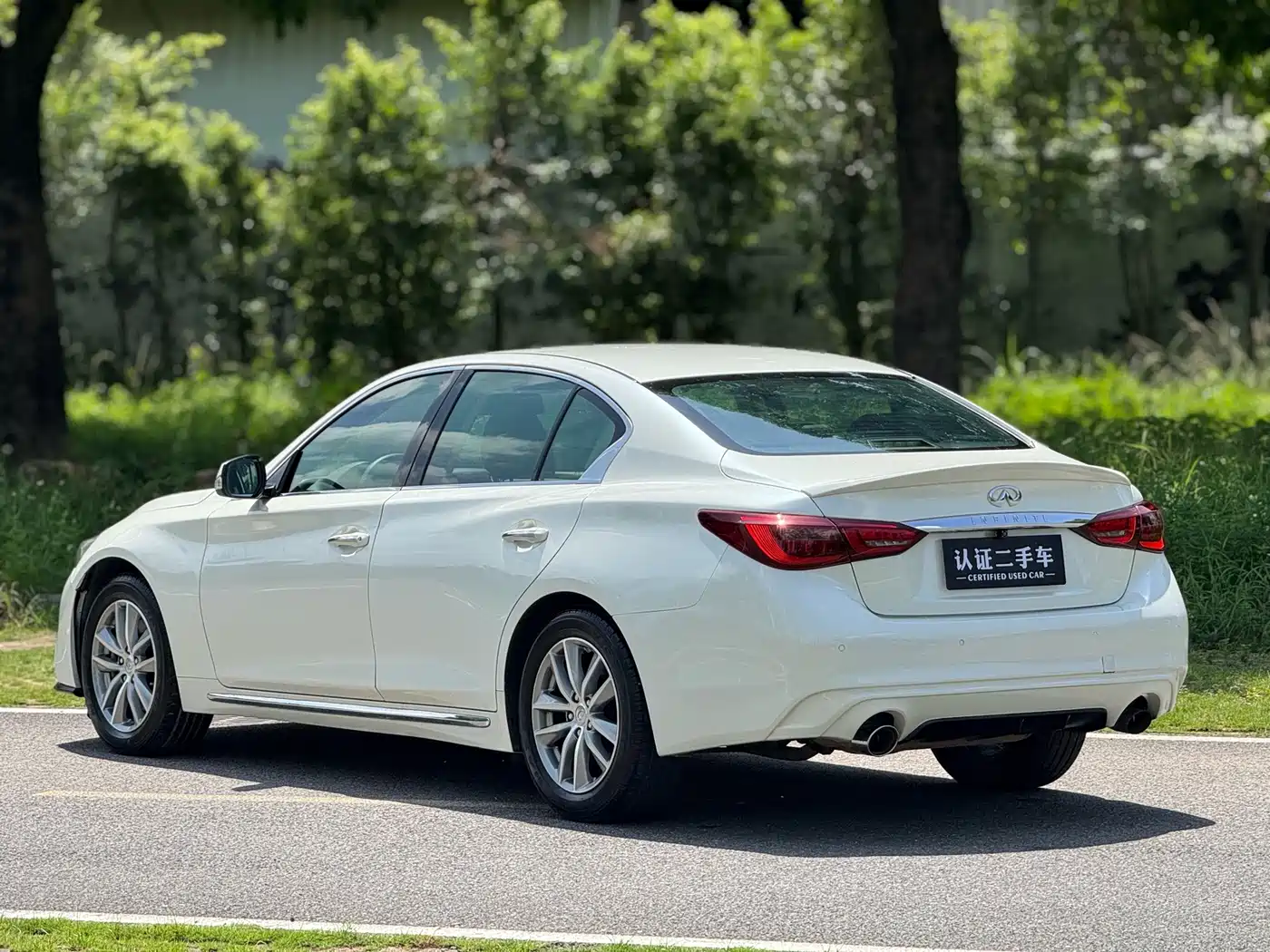 Infiniti Q50L 2018 2018 2.0T Comfort Version China V