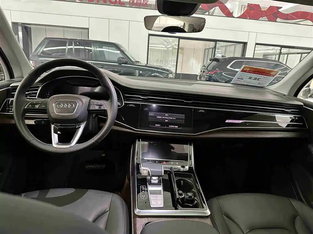 Audi Q7 2024 45 TFSI quattro S line Black Warrior фото 21