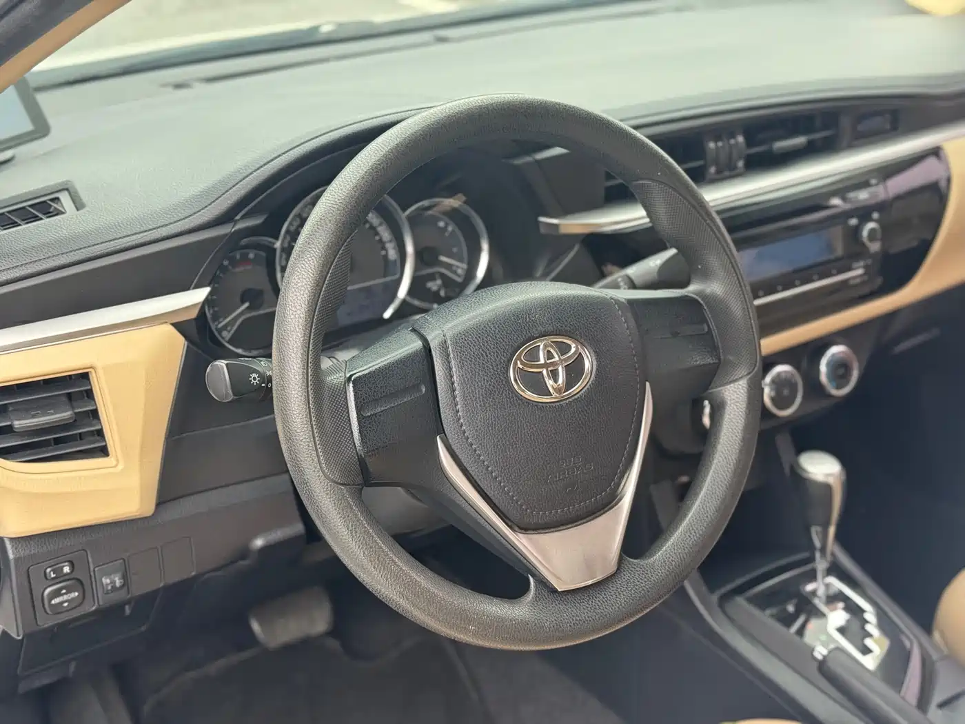 Toyota Levin 2015 1.6E CVT New Edge Edition фото 13