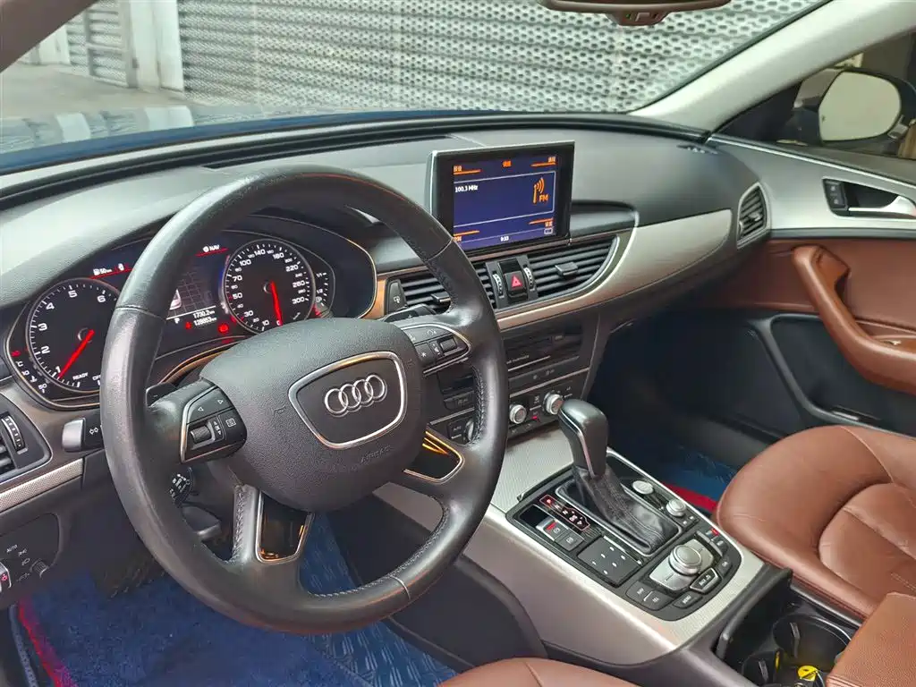 Audi A6L 2018 30th Anniversary 35 TFSI Fashion фото 6