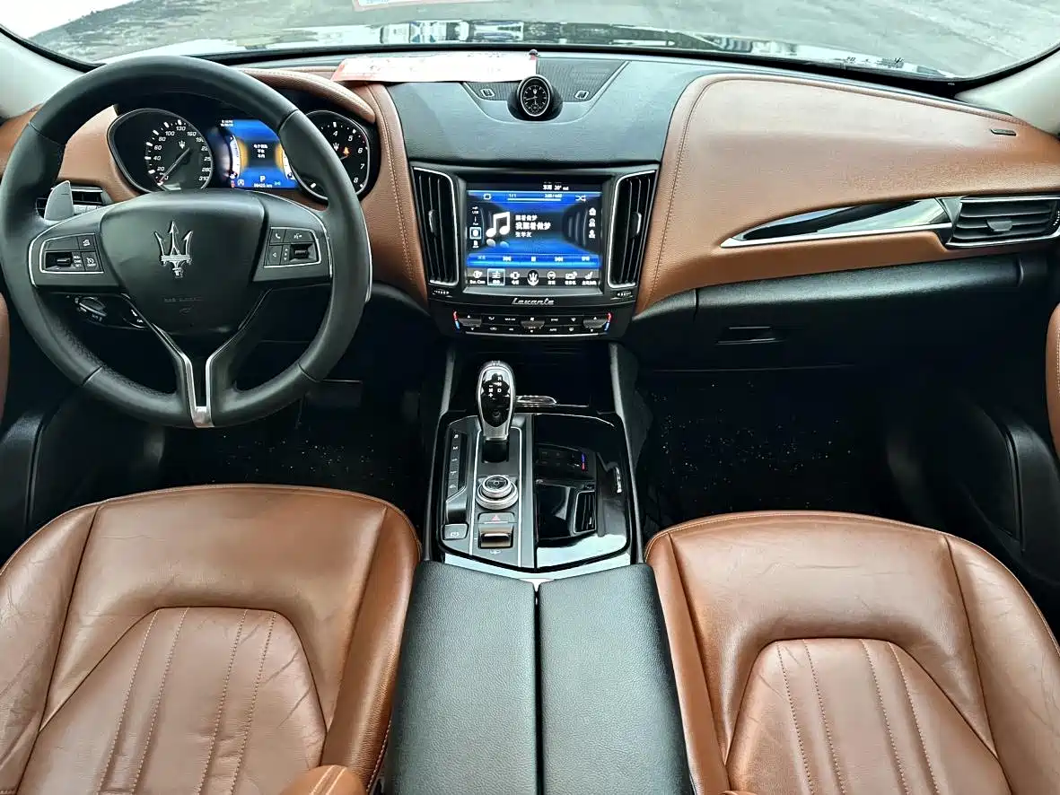 MASERATI LEVANTE
