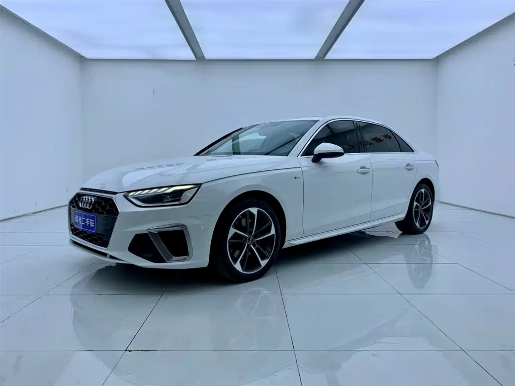 Audi A4L 2023 40 TFSI Fashion Dynamic