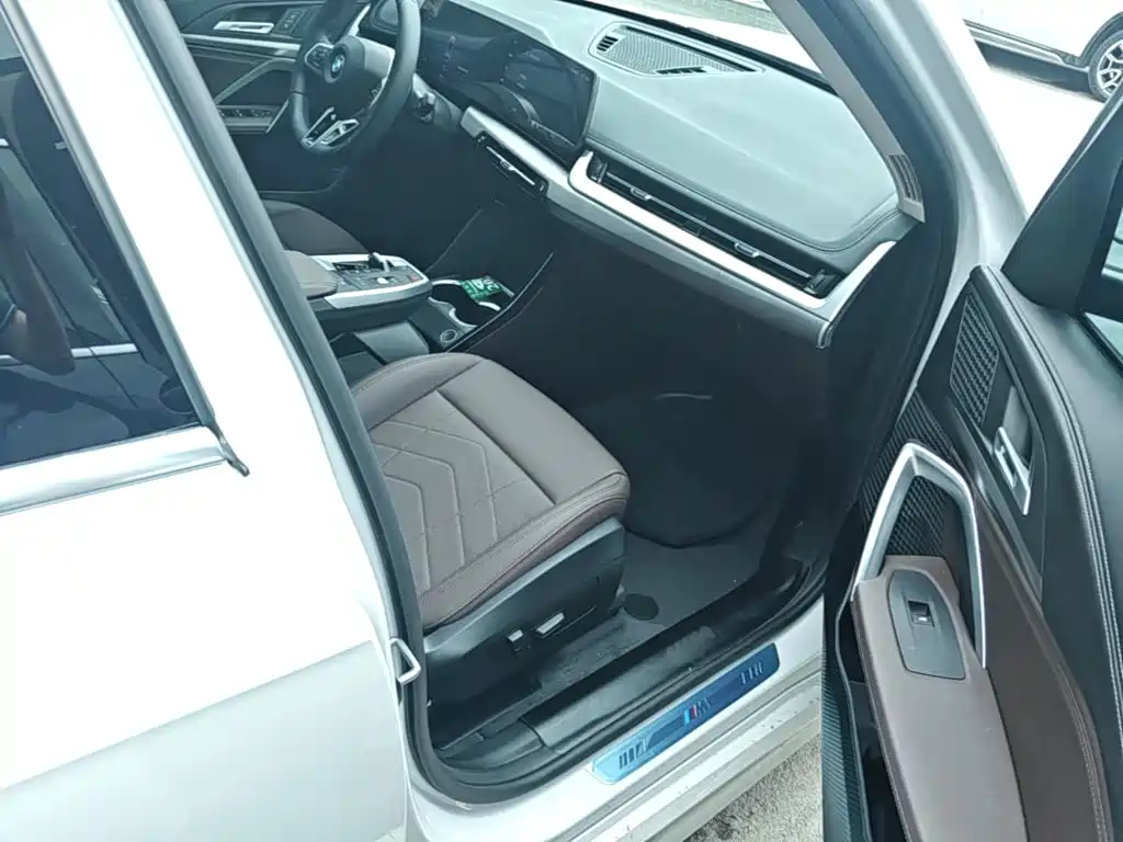 BMW X1 2025 2024 sDrive25Li M Sport Package