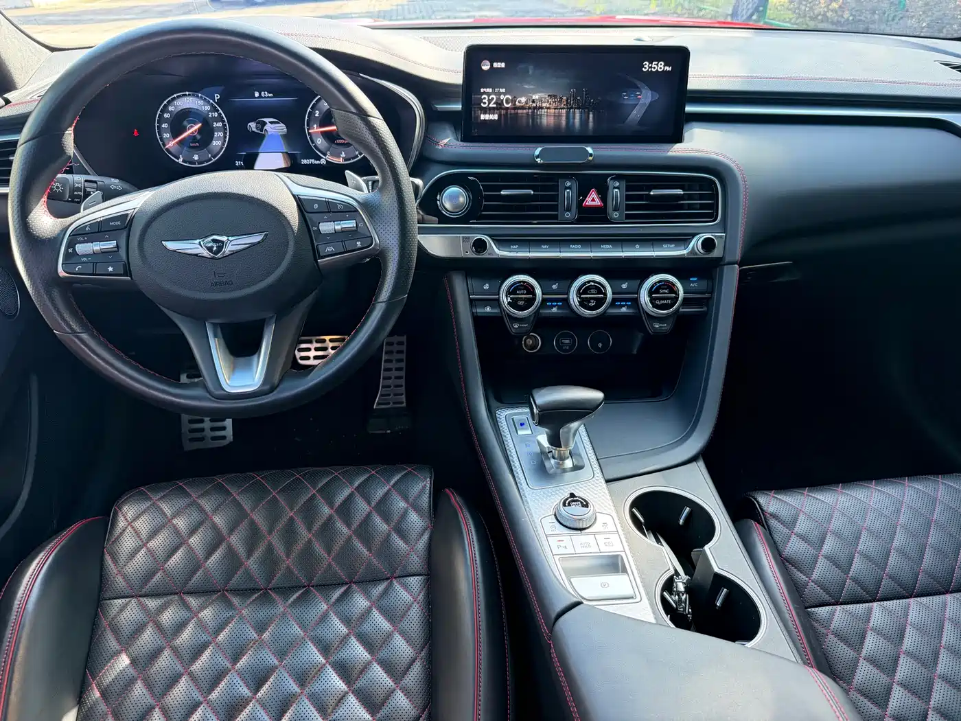 Genesis Genesis G70 2023 Model 2.0T AWD Flagship 9